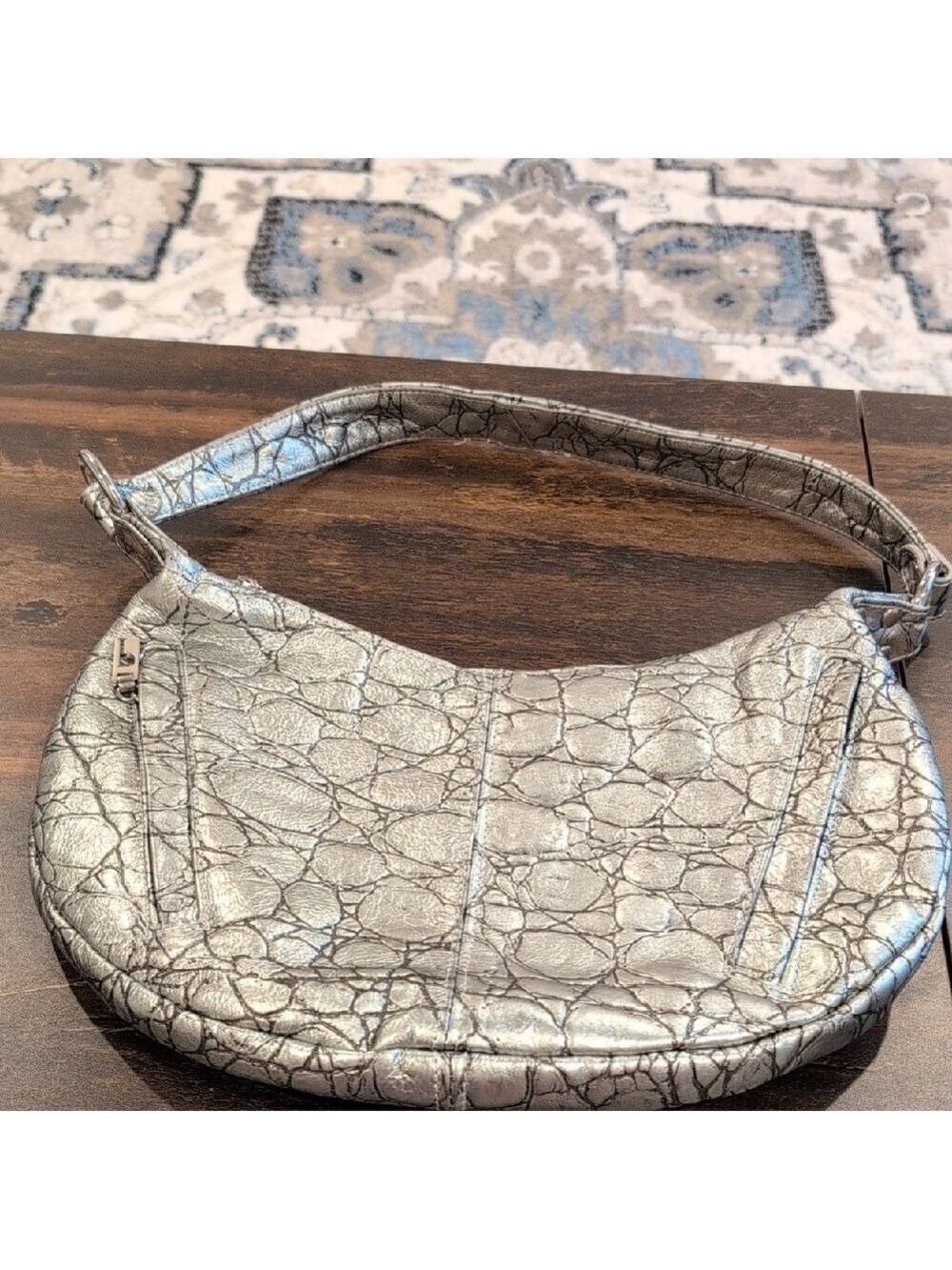 Vintage Pinky Bag Genuine Leather, Silver Textured, Zipper On Top, Many Pockets